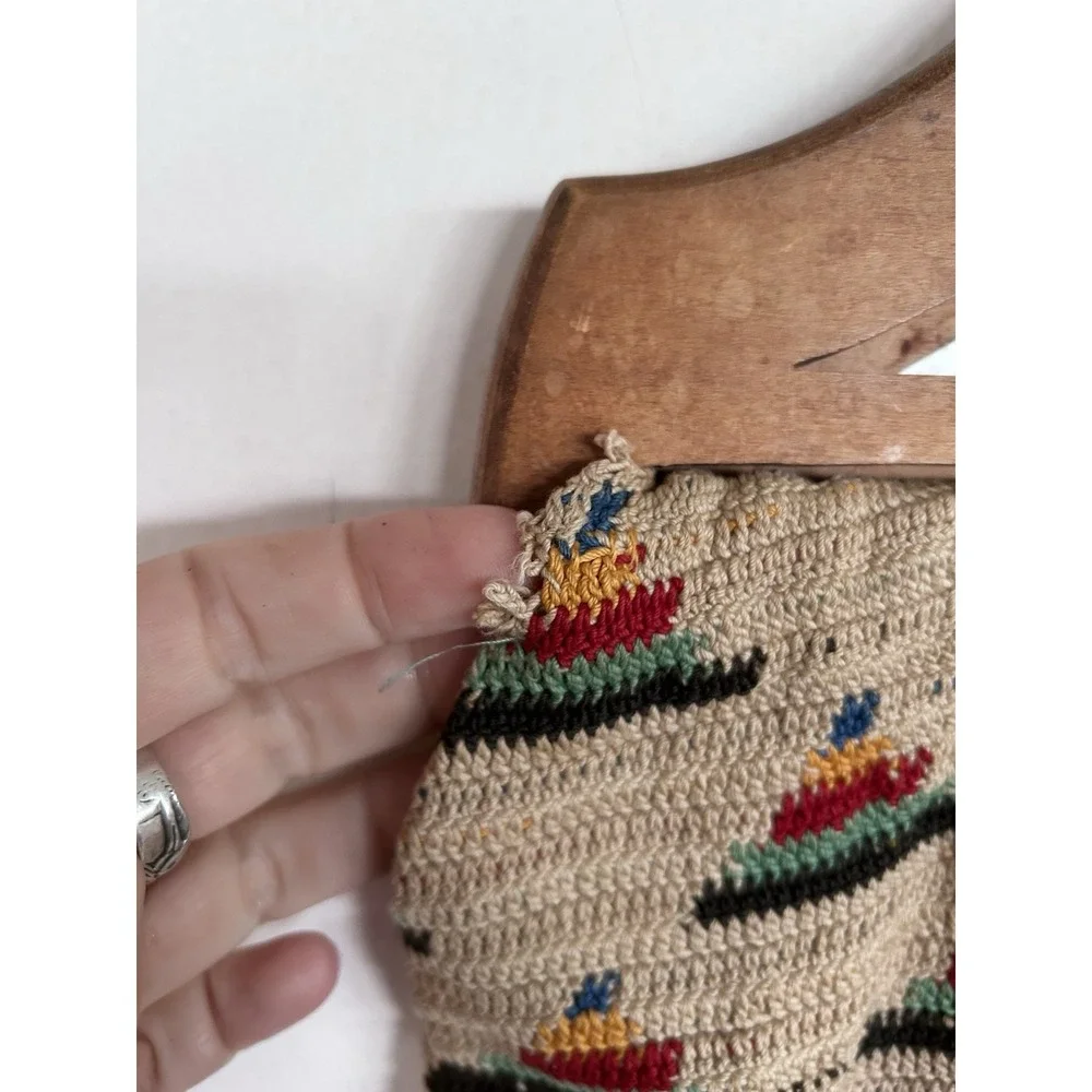 Vintage Tapestry Tight Knit Craft Bag Crochet Needlework Knitting Wood Handles - Picture 6 of 16